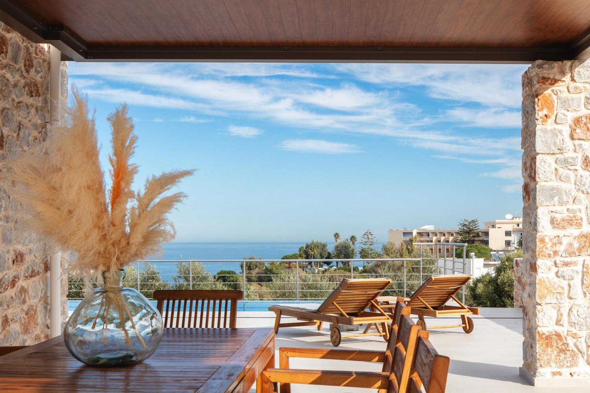Oinolithos Luxury Villas 칼라마키 외부 사진