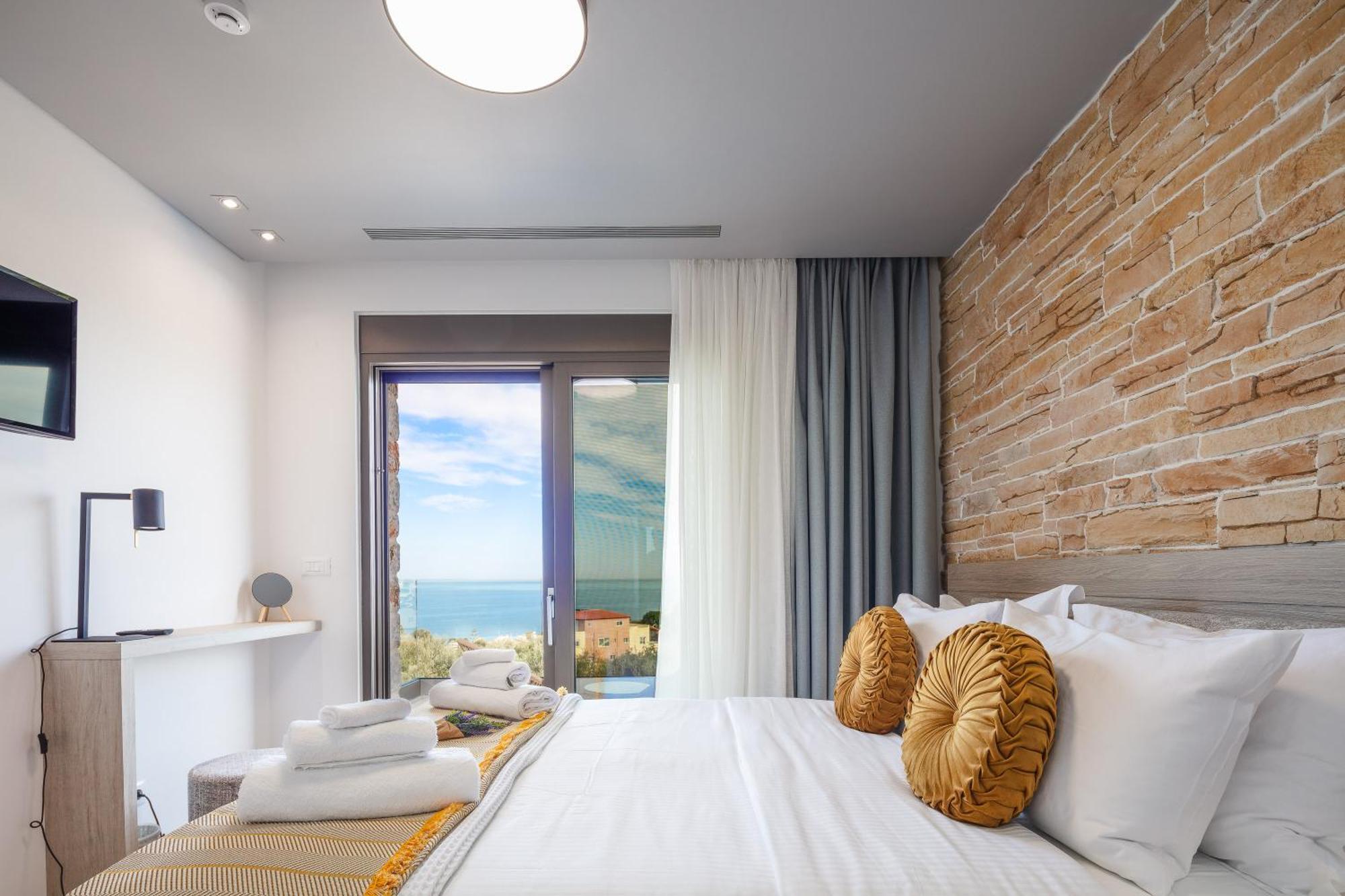 Oinolithos Luxury Villas 칼라마키 외부 사진