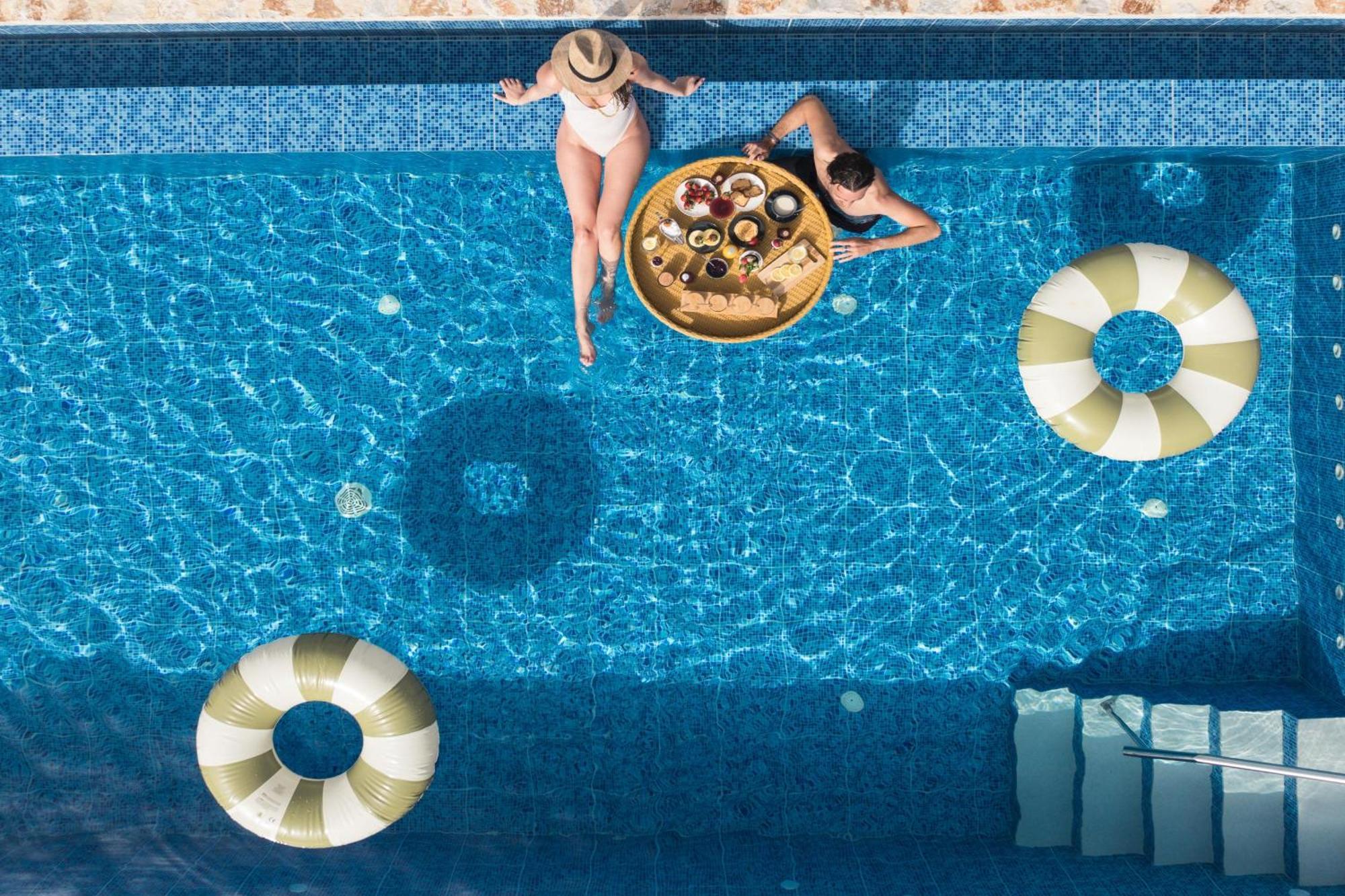 Oinolithos Luxury Villas 칼라마키 외부 사진